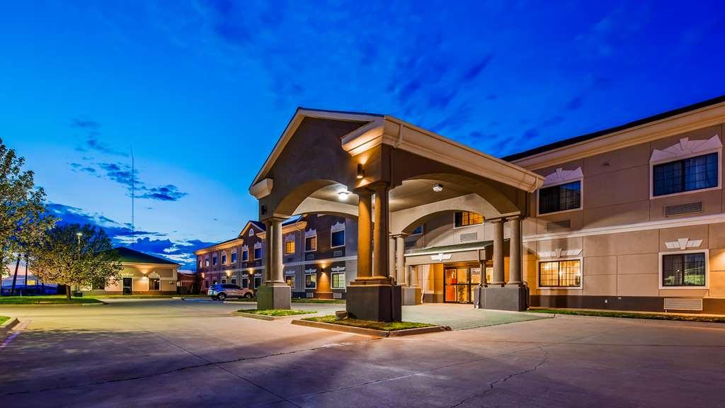 Surestay Plus By Best Western Quanah Экстерьер фото